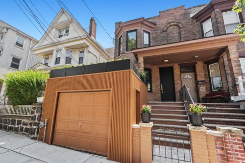 41 47th St, Weehawken, NJ, 07086-7103 | Card Image