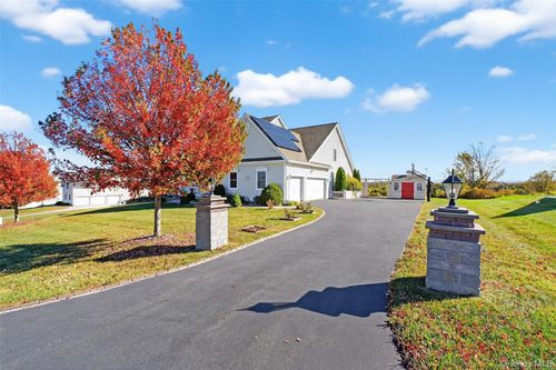 71 Ridgeline Dr, Poughkeepsie, NY, 12603-6268 | Card Image