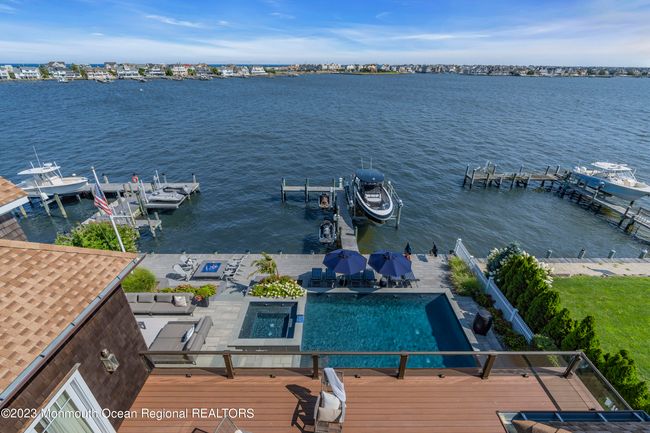 296 Dutchmans Point Rd, House other with 9 bedrooms, 9 bathrooms and null parking in Mantoloking NJ | Image 68