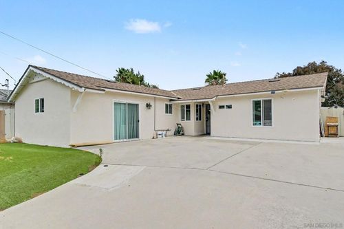 8032 Poplin Dr, Santee, CA, 92071-3418 | Card Image