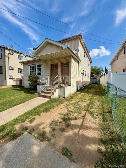 24811 Memphis Ave, Rosedale, NY, 11422-2154 | Card Image