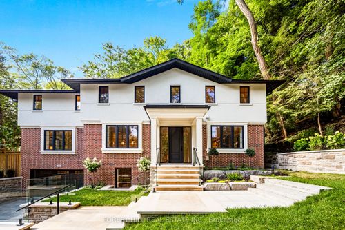 52 Roxborough Dr, Toronto, ON, M4W1X1 | Card Image