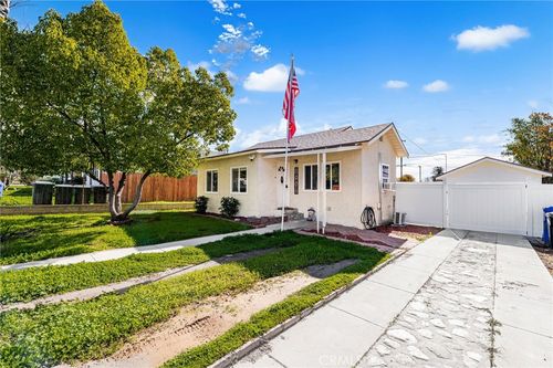 35217 Avenue C, Yucaipa, CA, 92399 | Card Image
