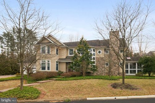 130 Wedgewood Ln, HADDONFIELD, NJ, 08033-3607 | Card Image