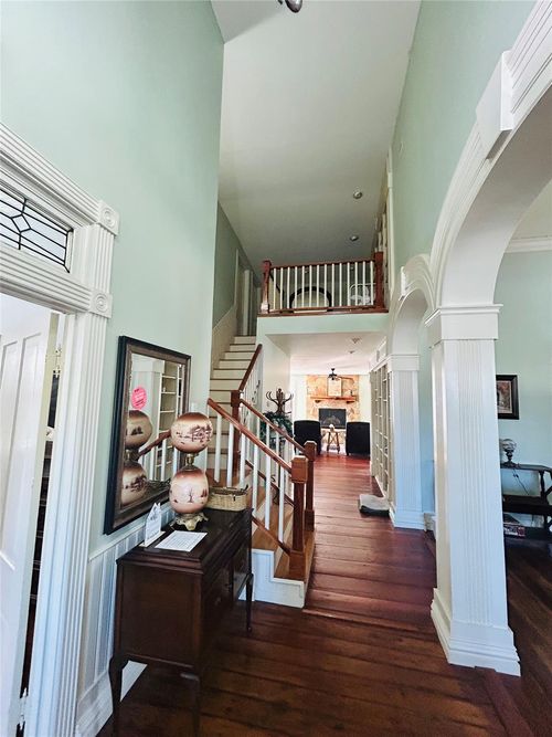 804 Milam St, Columbus, TX, 78934-1938 | Card Image
