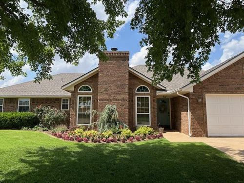 901 N Towne Circle, Altus, OK, 73521 | Card Image