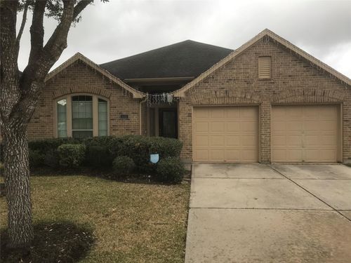 4418 Long Creek Dr, Fresno, TX, 77545-6062 | Card Image