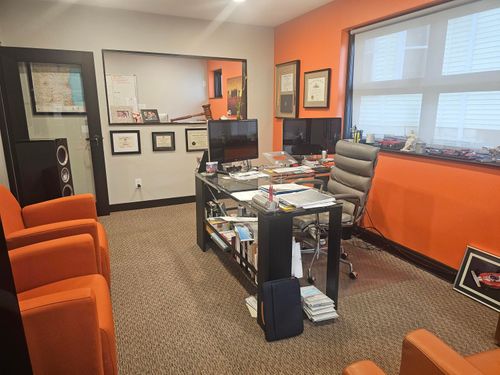 110 Arcadian Ave, Waukesha, WI, 53186-5002 | Card Image