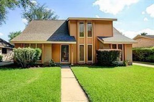 2907 Colonial Dr, Sugar Land, TX, 77479-1523 | Card Image
