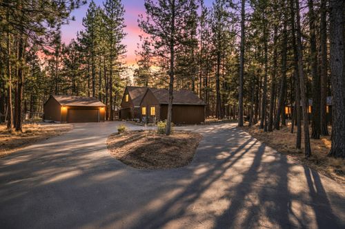 69388 Tollgate, Sisters, OR, 97759-9571 | Card Image