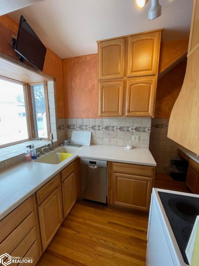 304 S Market St, House other with 3 bedrooms, 2 bathrooms and null parking in Rock port MO | Image 18