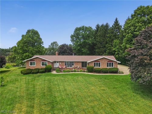 1761 May Rd, Mogadore, OH, 44260-9315 | Card Image