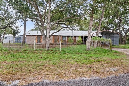 130 Lago Dr, Sandia, TX, 78383-4067 | Card Image