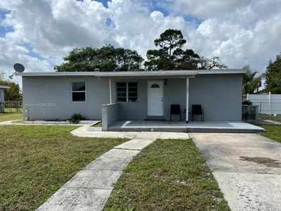 1209 Nw 19th Ave, House other with 5 bedrooms, 2 bathrooms and null parking in Fort Lauderdale FL | Image 1