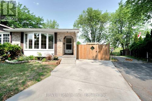 31 Deborah Crt, St. Catharines, ON, L2P3R6 | Card Image