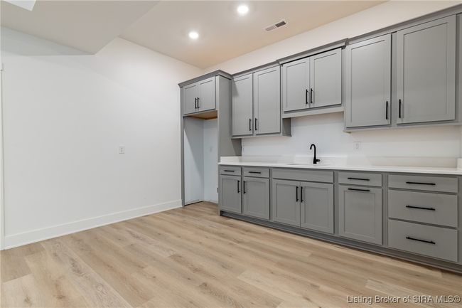 2034 Andres Way, Home with 5 bedrooms, 4 bathrooms and null parking in Floyds Knobs IN | Image 64