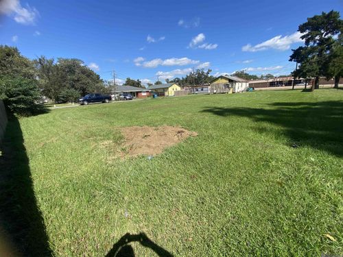 607 Earl St, New Roads, LA, 70760-2965 | Card Image