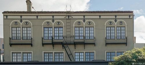 8-47 W Portal Ave, San Francisco, CA, 94127-1338 | Card Image