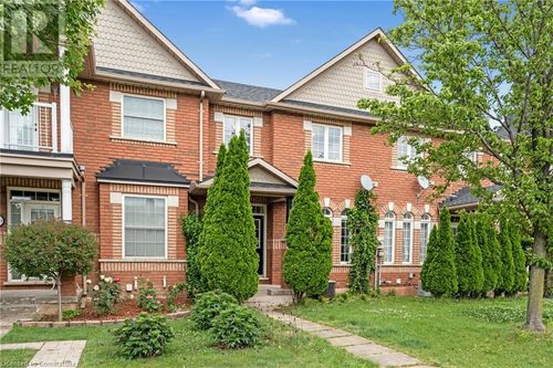 461 8 Highway, Stoney Creek, ON, L8G5G7 | Card Image