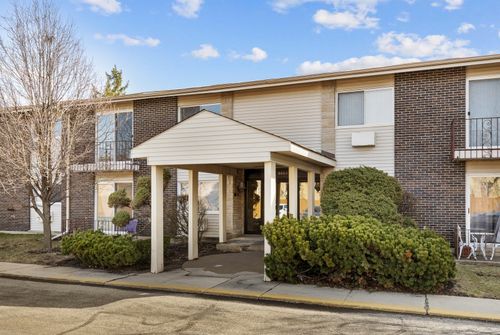 apt-2c-8884 Steven Dr, Des Plaines, IL, 60016-4023 | Card Image