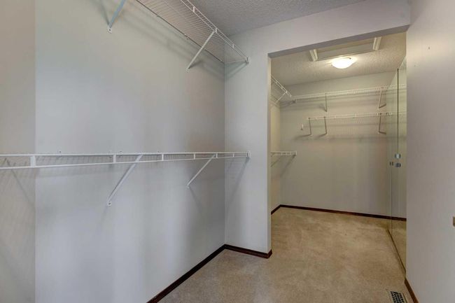 71 Chapman Green Se, House other with 5 bedrooms, 4 bathrooms and 4 parking in Calgary AB | Image 21