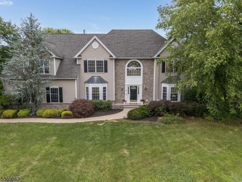 6 Jayne Dr, Phillipsburg, NJ, 08865-7333 | Card Image