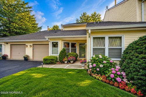 22 Aspen Ave, Englishtown, NJ, 07726-4702 | Card Image