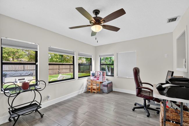 735 La Costa Way, House other with 3 bedrooms, 2 bathrooms and null parking in Lantana FL | Image 20