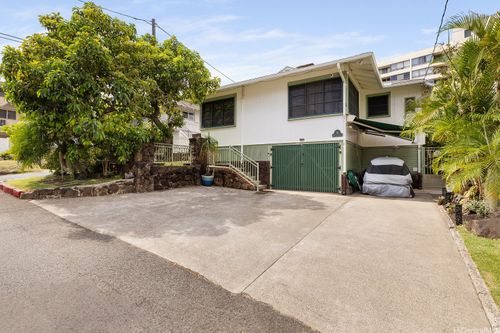 1058 Green St, Honolulu, HI, 96822-5912 | Card Image