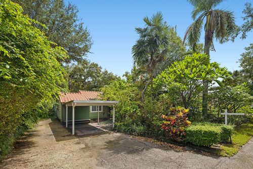 11705 Ne 11th Ave, Biscayne Park, FL, 33161-6417 | Card Image