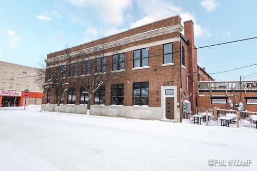 3-106 E Main St, Fennville, MI, 49408-8428 | Card Image