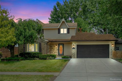44114 Somerset Sq, Canton, MI, 48187-2858 | Card Image