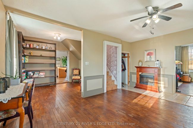 52 Caintown Rd, House other with 3 bedrooms, 2 bathrooms and 4 parking in Front Yonge ON | Image 16