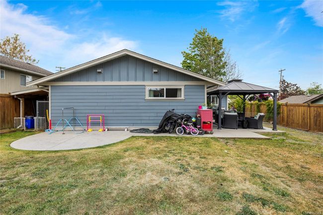 660 Phillips St, House other with 3 bedrooms, 2 bathrooms and 2 parking in Parksville BC | Image 41