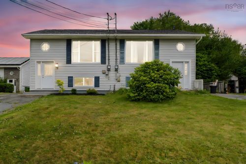 47 Armoyan Dr, Lower Sackville, NS, B4C3V9 | Card Image