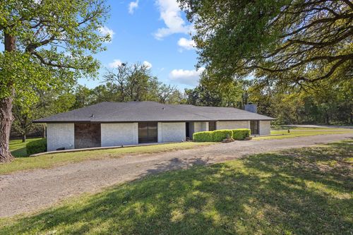 59 College Creek Dr, Denison, TX, 75020-8201 | Card Image
