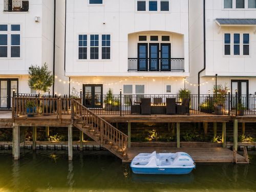2110 Lakeshore Edge Dr, Houston, TX, 77080-6046 | Card Image