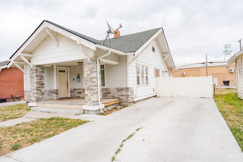 1543 Oakley Ave, Burley, ID, 83318-1804 | Card Image