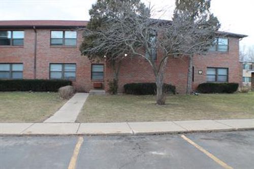 7-2902 31st St, Zion, IL, 60099-3081 | Card Image