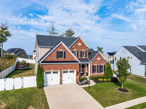 103 S Channel Path, Morgantown, WV, 26508-5256 | Card Image