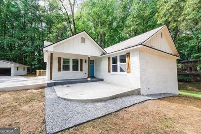 5507 Janet Lane, House other with 3 bedrooms, 2 bathrooms and 2 parking in Austell GA | Image 2