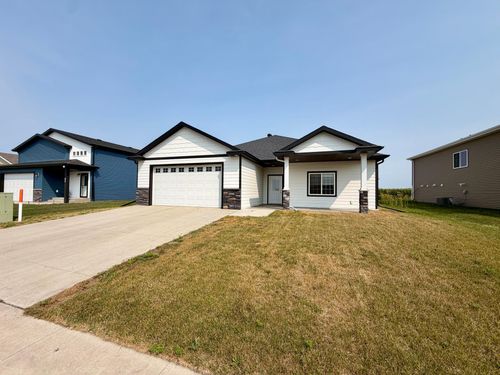 1506 6th Ave Ne, Dilworth, MN, 56529-1549 | Card Image