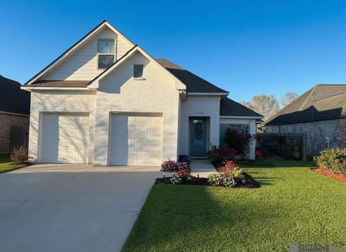 40025 Wood Duck Ct, Gonzales, LA, 70737-8536 | Card Image
