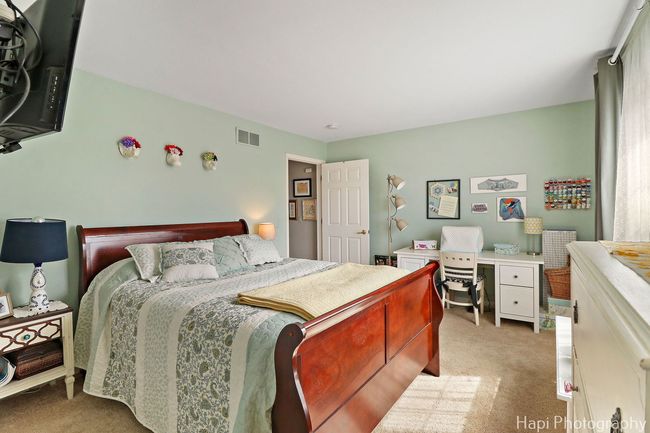 8232 - 8232 Goldenrod Ct, Condo with 2 bedrooms, 4 bathrooms and 2 parking in Fox Lake IL | Image 20