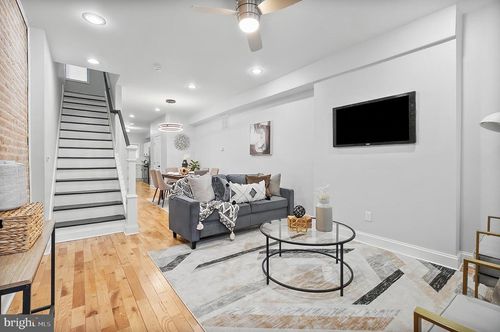 1821 N Bond St, BALTIMORE, MD, 21213-2305 | Card Image