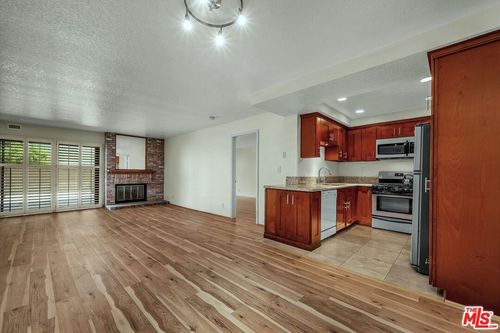 207-8512 Tuscany Ave, Playa del Rey, CA, 90293-7856 | Card Image