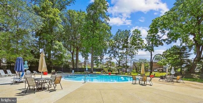 APT-401 - 7 Slade Ave, Condo with 3 bedrooms, 2 bathrooms and null parking in Baltimore MD | Image 49