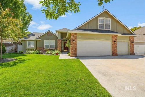 2685 E Green Canyon Dr, Meridian, ID, 83642-9101 | Card Image