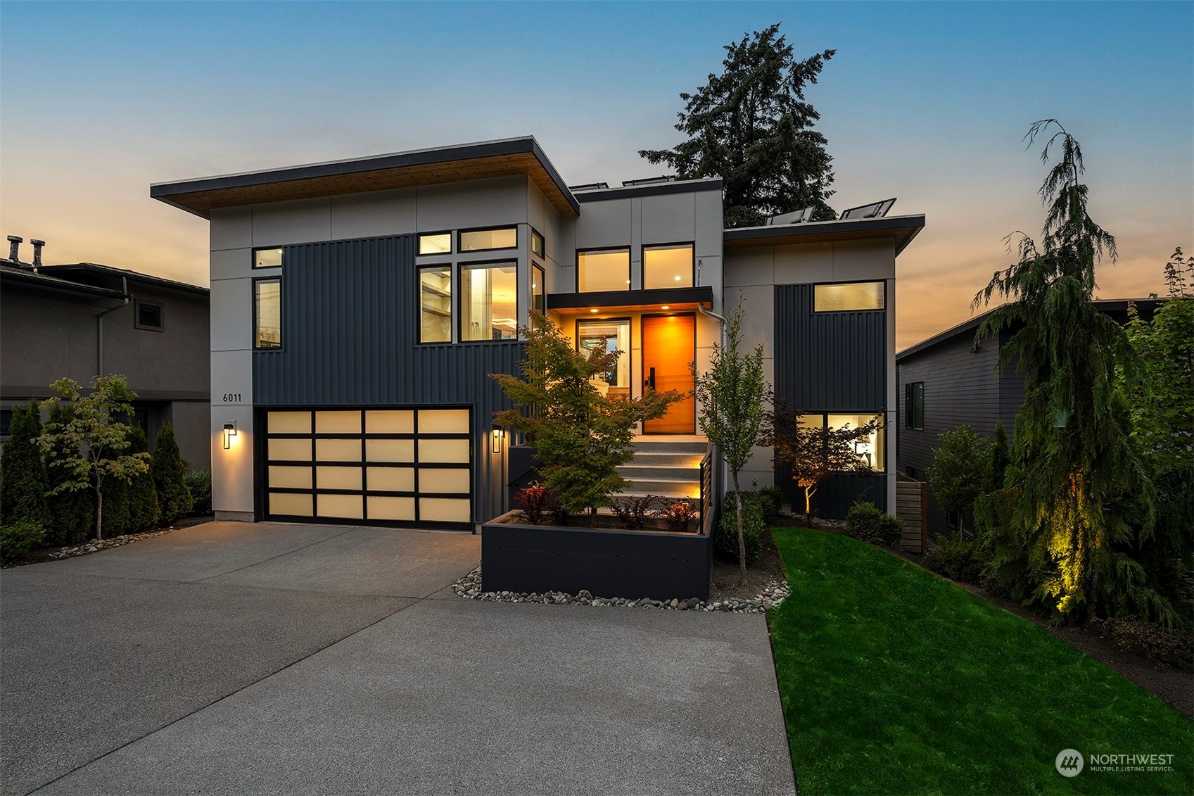 108th Ave, Kirkland, WA 98033