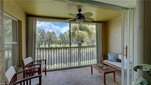 424-8083 Queen Palm Ln, FORT MYERS, FL, 33966-6417 | Card Image